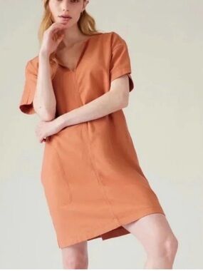 Athleta Farralon dress, sunbaked classy, size large